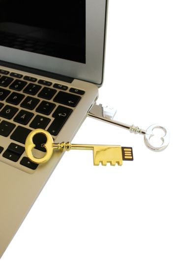 usb-muistitikku_key_exclusive usb-muistitikku_key_exclusive